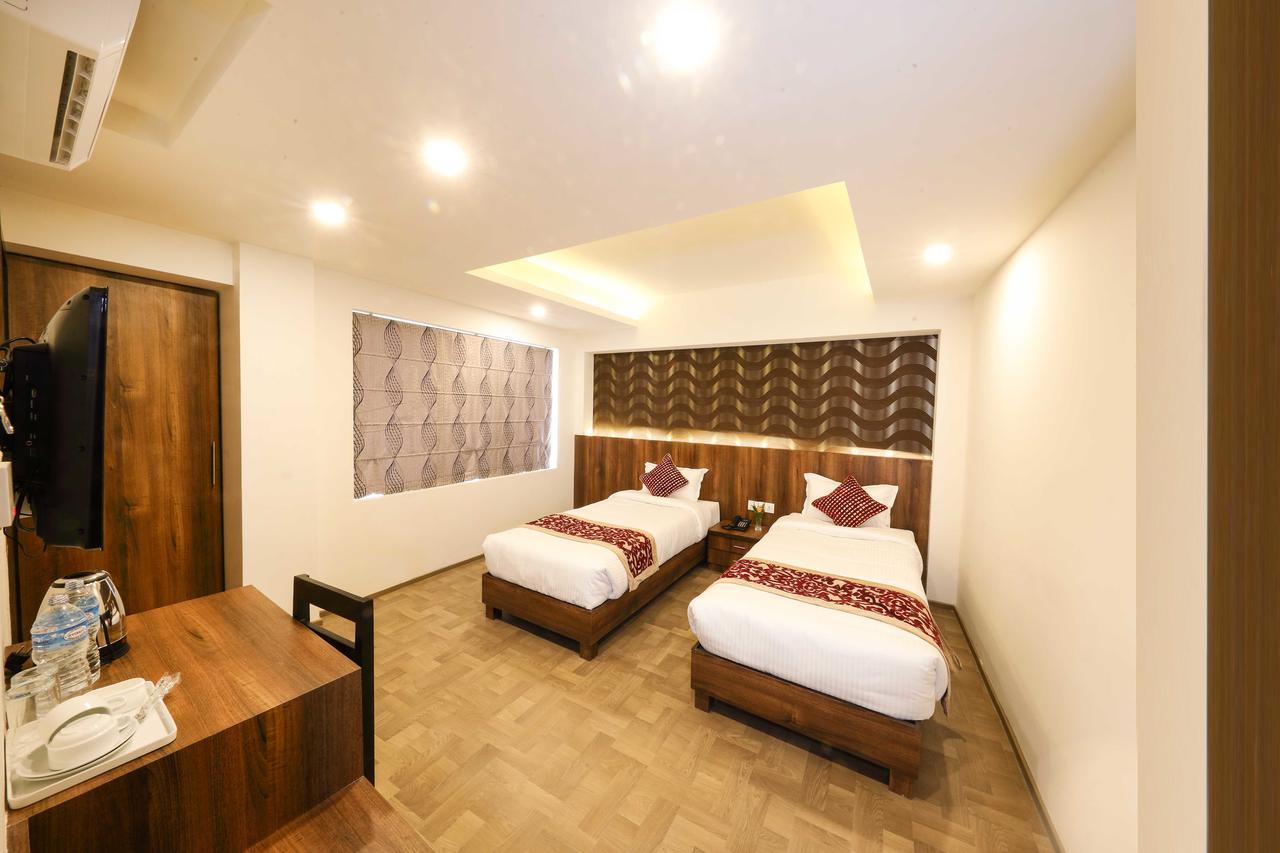 Hotel Royal Suite Kathmandu Exterior foto