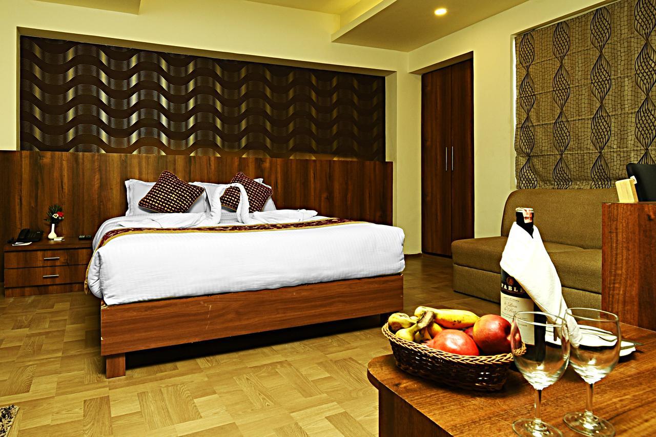 Hotel Royal Suite Kathmandu Exterior foto